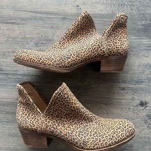 Leopard print booties. The Lucky Brand size 9.5
